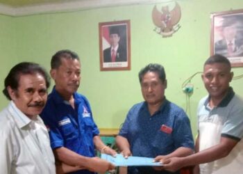 Demokrat Flotim Pinang Kosmas Langkamau Jadi Caleg DPRD Flotim Daerah Pemilihan Kota Larantuka