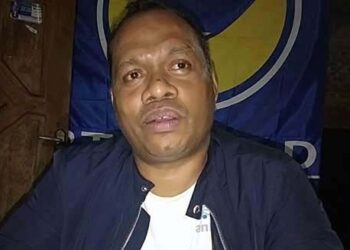 Argentina_versus_Prancis, Pertaruhan Gengsi; Catatan Sepakbola Alex Take Ofong