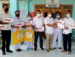 Nani Betan Serahkan Bantuan Duo Melky Untuk RSUD Dokter Hendrikus Fernandez – Larantuka