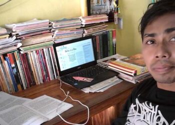 Allah Orang Katolik adalah Allah yang Miskin (Menafsir puisi “Jubin itu Penuh Debu” Karya Pater John Dami Mukese,SVD)