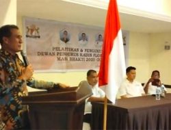 Hadiri Pelantikan KADIN Flores Timur, Penjabat Bupati Ajak untuk Saling Bersinergi