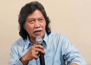 Cak Nun Samakan Jokowi dengan Firaun, Luqman Hakim : Urungkan, Niat Lapor Polisi !