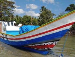 Piter Da Silva Pakai”Cenayang” Cari Kapal D4, Polres Flotim Sudah Bekerja Maksimal