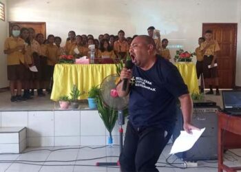 Gandeng SMPS Katolik Santu Yusup, SINKRON Gelar Workshop Literasi