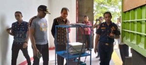 Tinjau Unit Layanan KIR, Doris Rihi Ajak Masyarakat Lakukan Uji Kendaraan di Larantuka