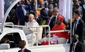 Paus Fransiskus: Lepaskan Afrika, Wahai Negara-Negara Kaya!