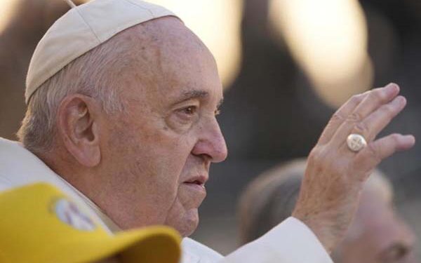 Paus Fransiskus: Persaudaraan Itu Saling Hargai Keyakinan Masing-masing