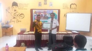 Akhiri Workshop, Guru SMPN Balaweling Witihama Praktik Pembelajaran Berdiferensiasi