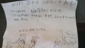 Sadis, Bocah 9 Tahun Tewas Ditusuk Ayah Kandungnya dengan Pisau Dapur, Pelaku Menangis Lihat Kertas Tulisan Putrinya