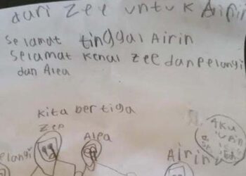 Sadis, Bocah 9 Tahun Tewas Ditusuk Ayah Kandungnya dengan Pisau Dapur, Pelaku Menangis Lihat Kertas Tulisan Putrinya