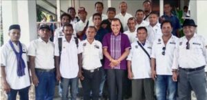 Asosiasi Kades Flores Timur Sambut Doris Rihi, Amiludin Lega : Ini Bukti Leluhur Merestui Beliau