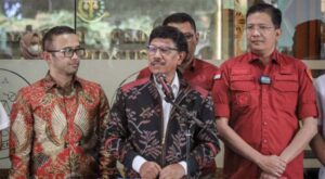 Kejaksaan Agung Tahan Menkominfo Johnny Plate, Diduga Terlibat Korupsi Proyek BTS Bakti Kominfo