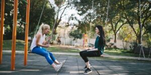 Saling Mengunjungi sebagai Saudara