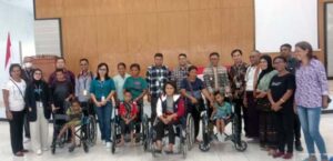 Yamaru Sayap Kasih Bagi Kursi Roda untuk Difabel di Lembata; Penjabat Bupati Lembata Dukung Pembangunan Panti Rehab