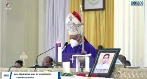 Uskup Fransiskus Pimpin Misa Pemakaman, Agus Boli: Romo Gusti Iri Bercita-cita Jadi Pengacara Gereja