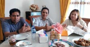 Jenazah Romo Gusty Disemayamkan di Gereja Katedral Larantuka, Besok Dimakamkan di Pekuburan Para Imam Reinha Rosari