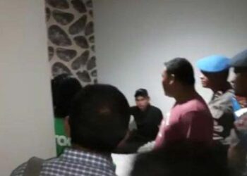 Suami Gendong Anak Gerebek Istri Selingkuh dengan Oknum Polisi, Bripka DM: Saya yang Salah !