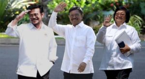 Jokowi Beri Signal Akan Lakukan Reshuffle Tiga Menteri dari NasDem; Johnny Plate, Siti Nurbaya dan Yasin Limpo