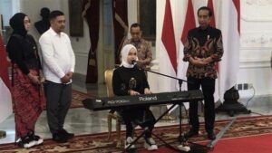 Jokowi Hadiahi Putri Ariani Kartu ATM, Flute, dan JanjiVote Saat Tampil di America’s Got Talent