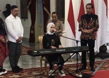 Jokowi Hadiahi Putri Ariani Kartu ATM, Flute, dan JanjiVote Saat Tampil di America’s Got Talent