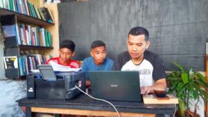 Perpustakaan Sinkron Beri Layanan Pendaftaran Peserta Didik Baru