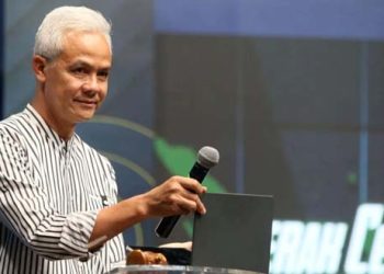 Bila Sama-Sama Dikenal Pemilih, SMRC:  Ganjar Pranowo Ungguli Prabowo Head To Head