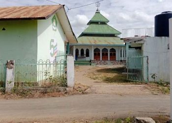 Jalan Desa Dihotmix, Warga Waiburak Berterima Kasih kepada Stefanus Ola Demon