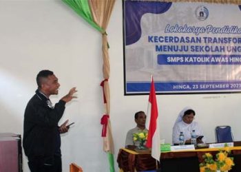 Ketua PGRI Flores Timur Paparkan 10 Pokok Pikiran tentang Transformasi Pendidikan