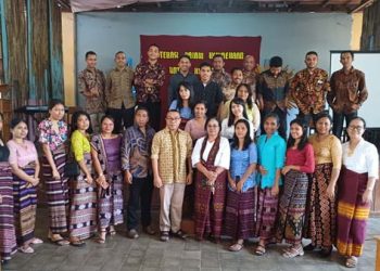 Semarak Peringatan Sumpah Pemuda dan Bulan Bahasa di SMAS Sesado Hokeng: Literasi dalam Kebhinekaan untuk Kemajuan