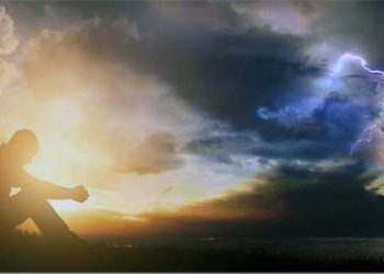 Yakinlah, Allah Mendengarkan Kita