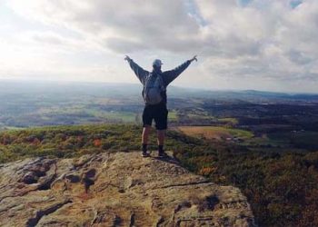 Rela Tinggalkan yang Nyaman