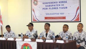 Ketua PGRI NTT Buka Kegiatan Konferensi Kerja III PGRI Kabupaten Flores Timur