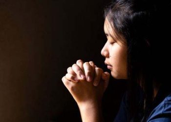 Merendah dan Bersujud Syukur