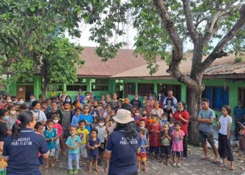PGRI Flores Timur Lakukan Trauma Healing untuk Anak-Anak Korban Erupsi Ile Lewotobi