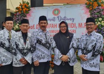 PGRI Kabupaten Gersik Bantu Korban Erupsi Gunung Lewotobi si Flores Timur NTT, Pengungsi Mulai Kembali