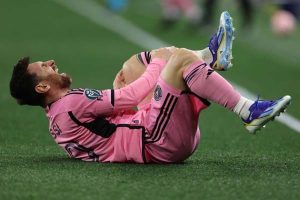 Kaki Messi (dan Kamis Putih)