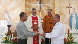 Dilantik Jadi Ketua DPP Hokeng, Gaspar Tukan Mohon Dukungan Umat