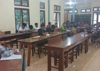 Ekstrakuliuler Jurnalistik, Langkah Awal Calon Jurnalis Muda di Sesado Hokeng