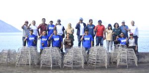 Kementerian LH dan Kehutanan Gelar Transplantasi Terumbu Karang di Kelurahan Larantuka