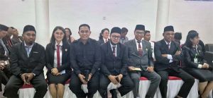 Di Peten Ina, Bawaslu dan KPU Saksikan Langsung Pelantikan 25 Anggota DPRD Lembata