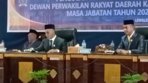 Habullah-Gero Jadi Pimpinan Sementara DPRD Lembata, Ini 25 Anggota DPRD Kabupaten Lembata