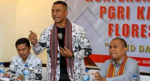 Pamit dari Bursa Ketua, Maksimus Masan Kian Tetap Diminta Lanjut Pimpin PGRI Flores Timur