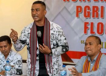Pamit dari Bursa Ketua, Maksimus Masan Kian Tetap Diminta Lanjut Pimpin PGRI Flores Timur