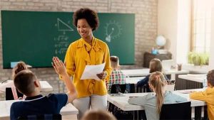 Pemerintah Pusat Siapkan Kado Istimewa bagi Guru ASN maupun Honorer di Tahun 2025