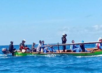 Semangat Misi dan Kasih: Para Suster Yunior PRR Daratan Flores Rayakan 150 Tahun SVD di Lamalera