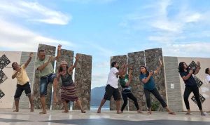 Malam Minggu Ini, Nara Teater Pentas “Ibu Tanah” di Taman Kota Lewoleba, Begini Penjelasan Sutradara