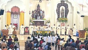 Peti Mati dari Tanah Rantau: Cermin Luka Sosial dan Spiritualitas yang Terluka