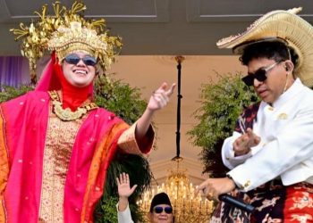 Membolak-balikan Indonesia