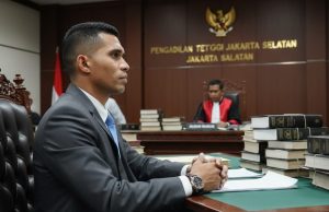 Bikin Kesimpulan tanpa Lihat Bukti dan Fakta Kasus Cabul di Adonara, Lamabelawa: Tidak Ada Hakim di Luar Pengadilan