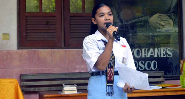 Siswi SMA Frateran Don Bosco Lewoleba, Amelia Leumara Jadi Duta TB Remaja